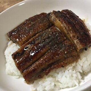 ふわふわ鰻丼